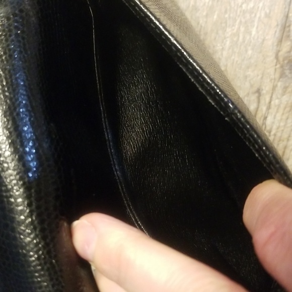 GIVENCHY Seashell RARE Reptile Black Leather Gold Top handle & Monogram … - Picture 16 of 17